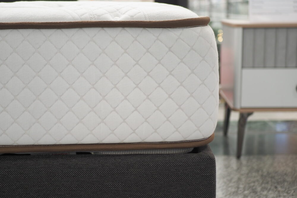 kan een gewoon matras op een boxspring