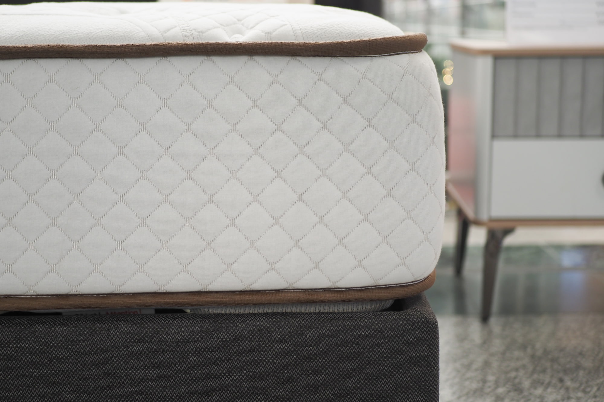 kan een gewoon matras op een boxspring